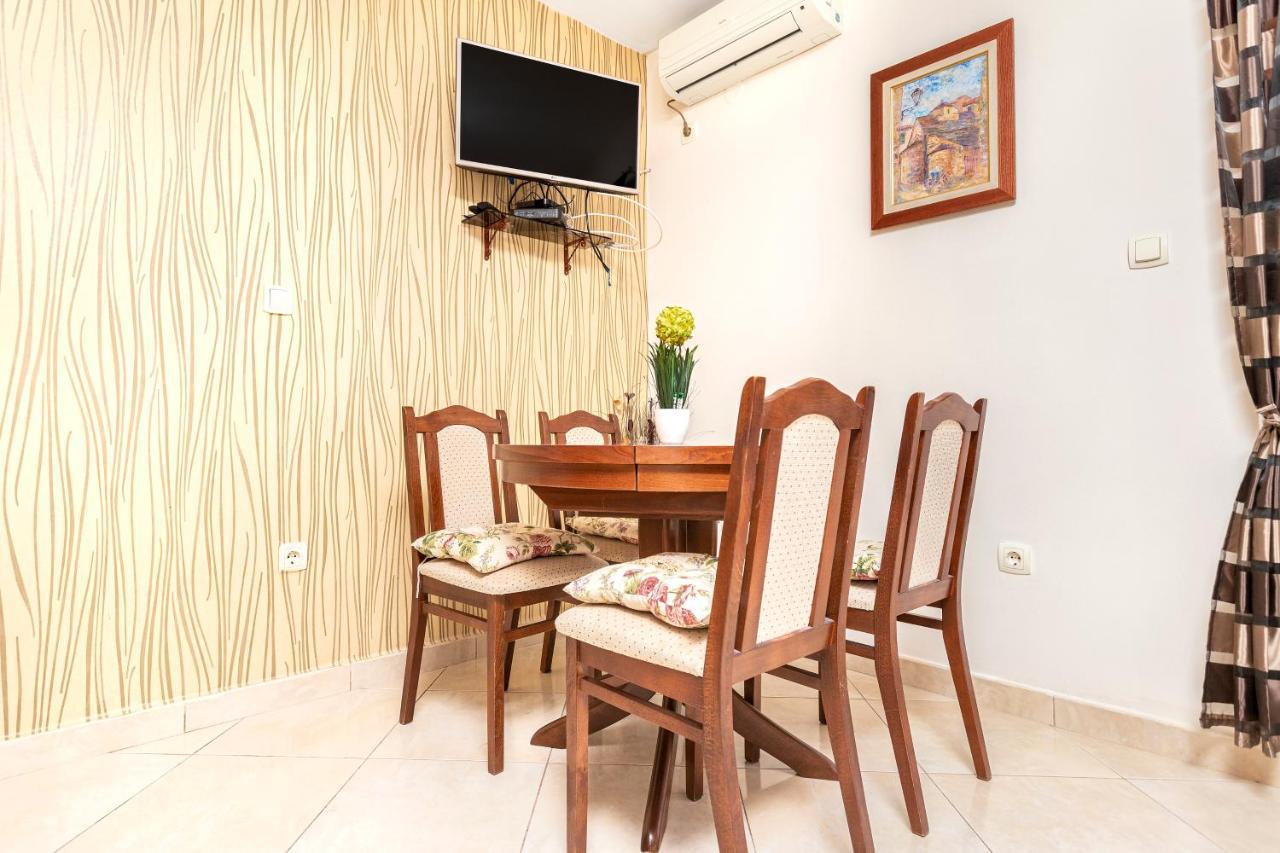 Apartments Donkovic Котор Екстериор снимка