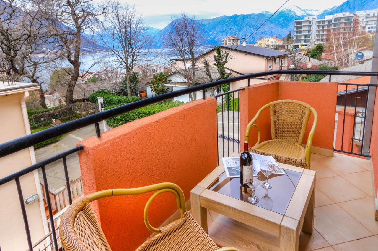 Apartments Donkovic Котор Екстериор снимка