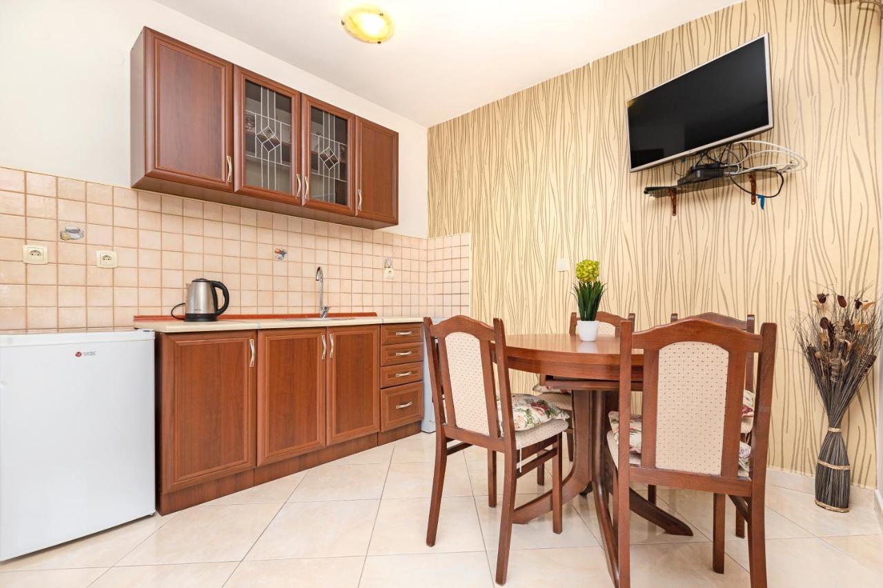 Apartments Donkovic Котор Екстериор снимка