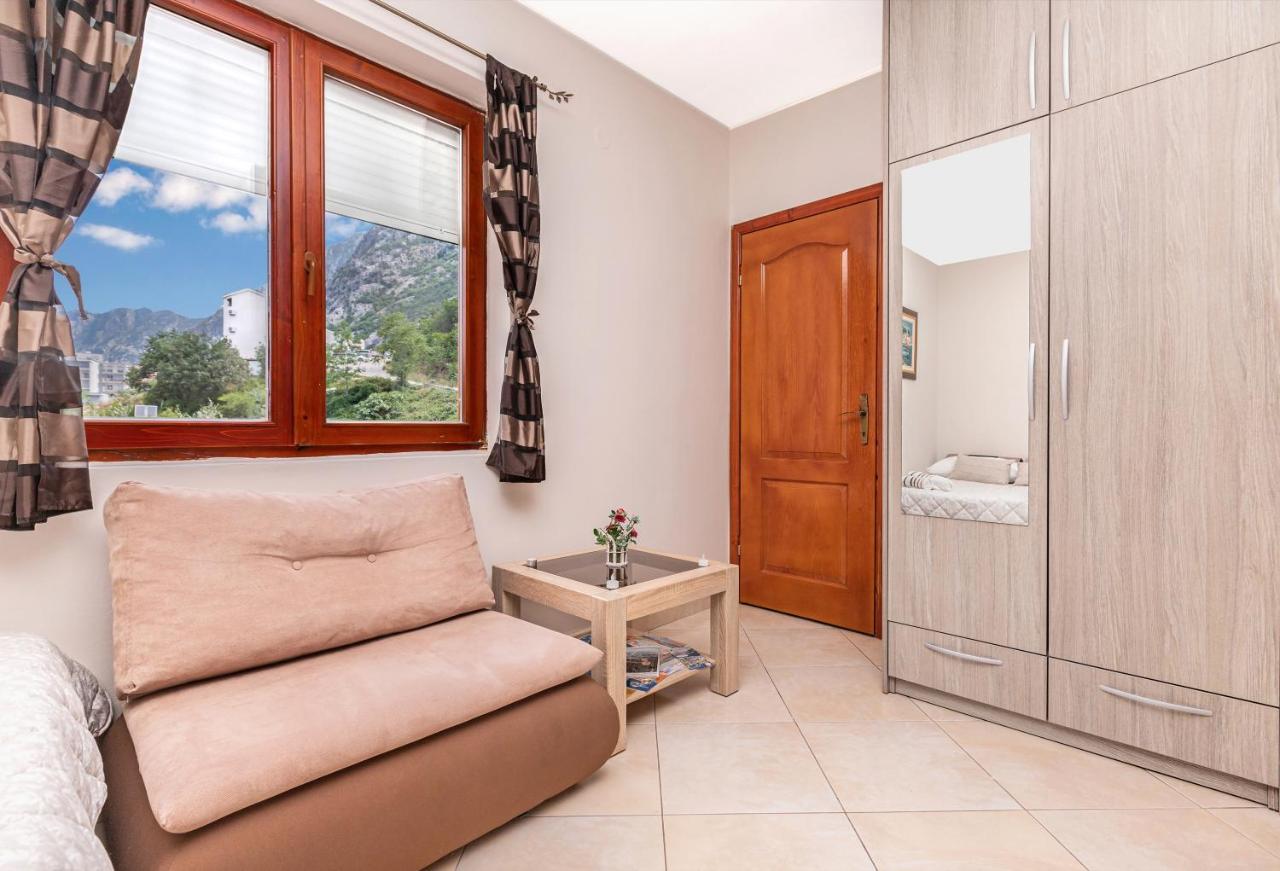 Apartments Donkovic Котор Екстериор снимка