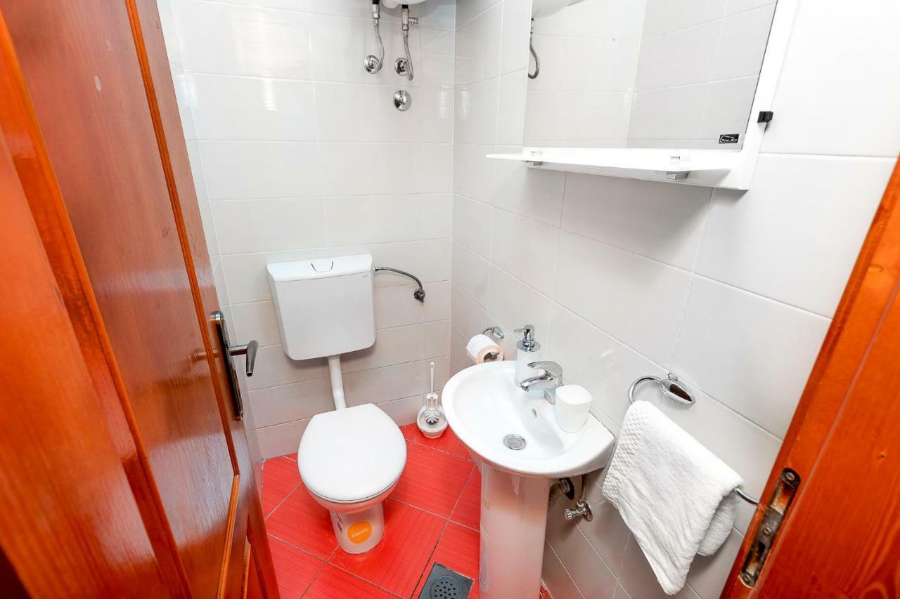 Apartments Donkovic Котор Екстериор снимка
