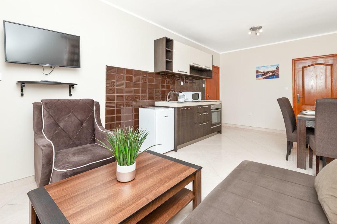 Apartments Donkovic Котор Екстериор снимка